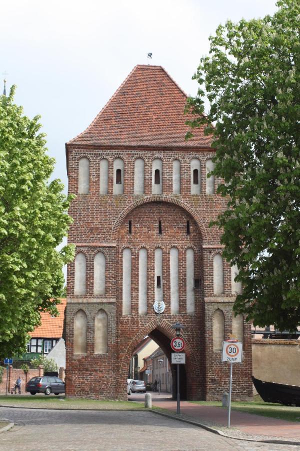 Haus Am Haff Hotel Karnin  Bagian luar foto